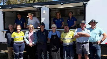 At the unveiling of the new Canowindra Lions catering van last Friday were Andrew Gee MP, Phil Donato MP, representatives from and members of the Canowindra Lions Club.